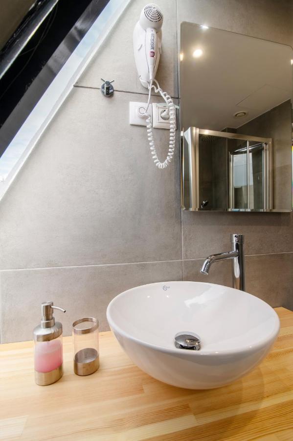 Olvia Suites アテネ エクステリア 写真